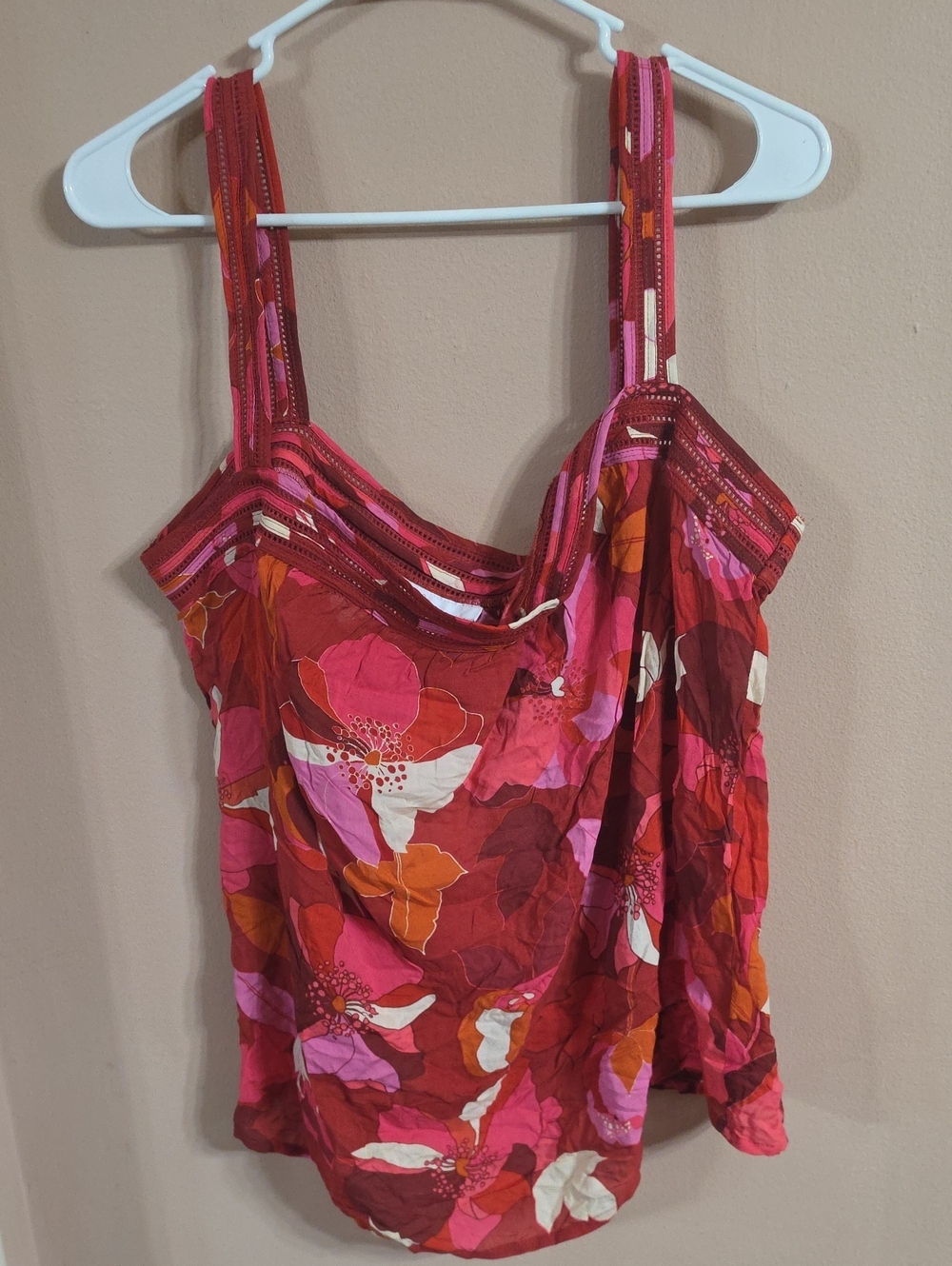 DR2 Red & Pink Floral Sleeveless Camisole